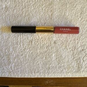 CHANEL Le Rouge Duo Ultra Tenue Rose Quartz